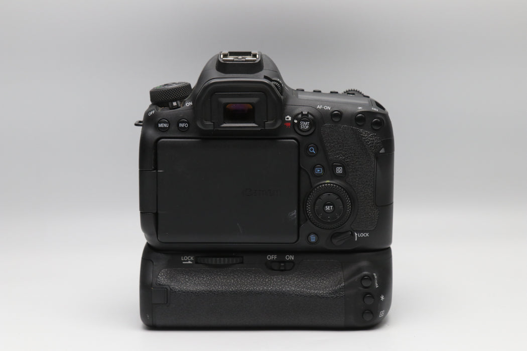 Used Canon EOS 6D II W/BG-E13 (EX-)