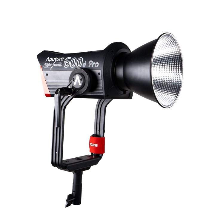 LS 600d Pro Daylight LED - V-mount — Camera