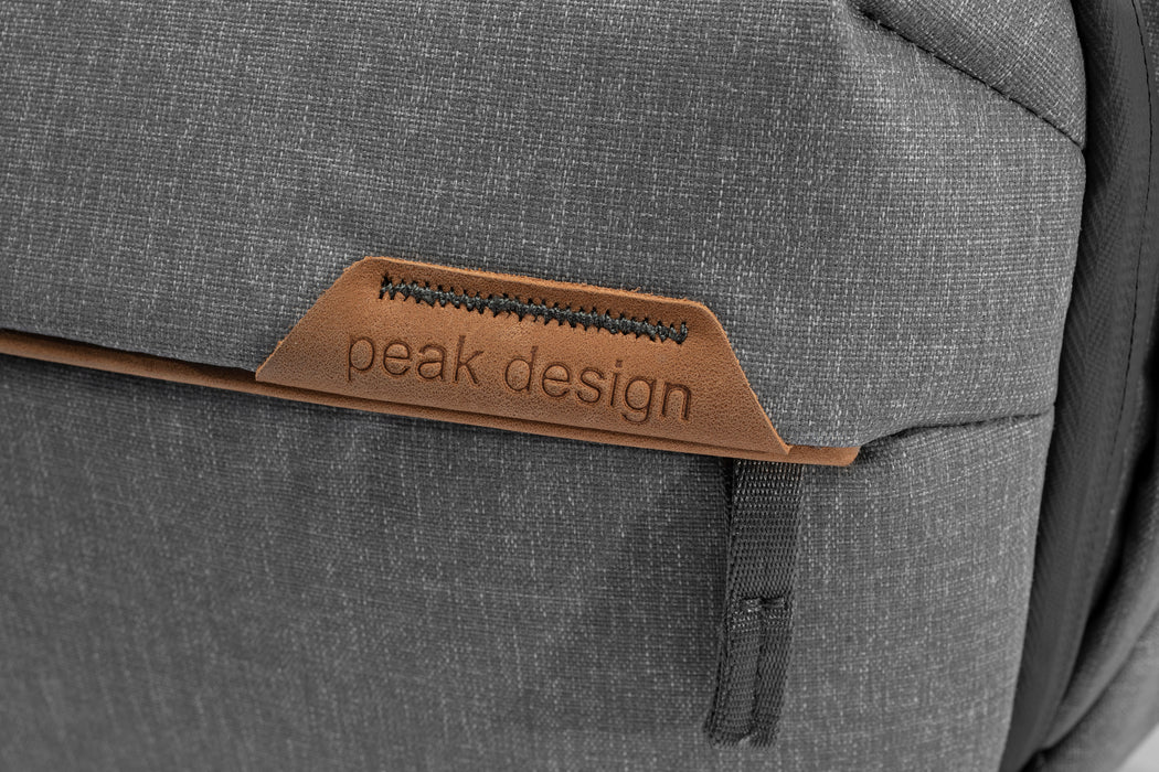Peak Design Everyday Sling 3L v2 - Ash — Glazer's Camera